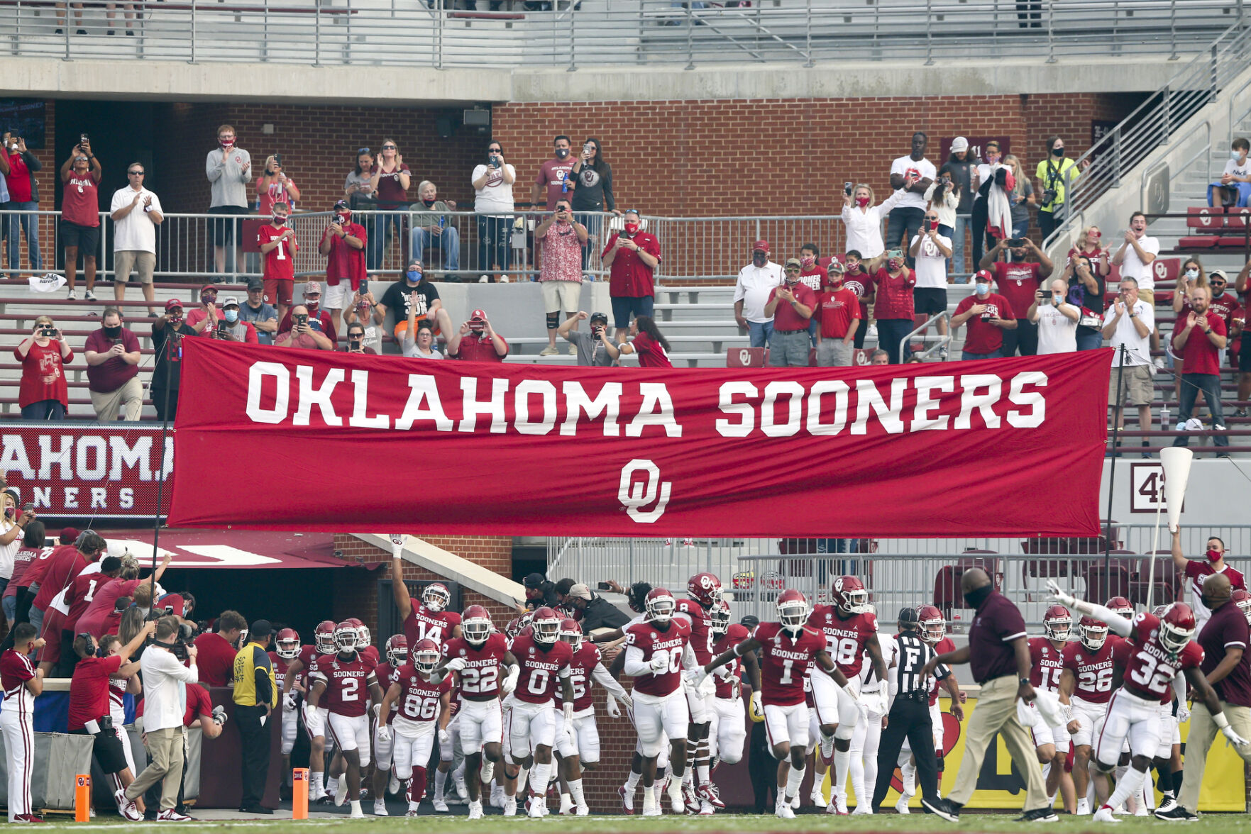Oklahoma Sooners vs Missouri State Bears